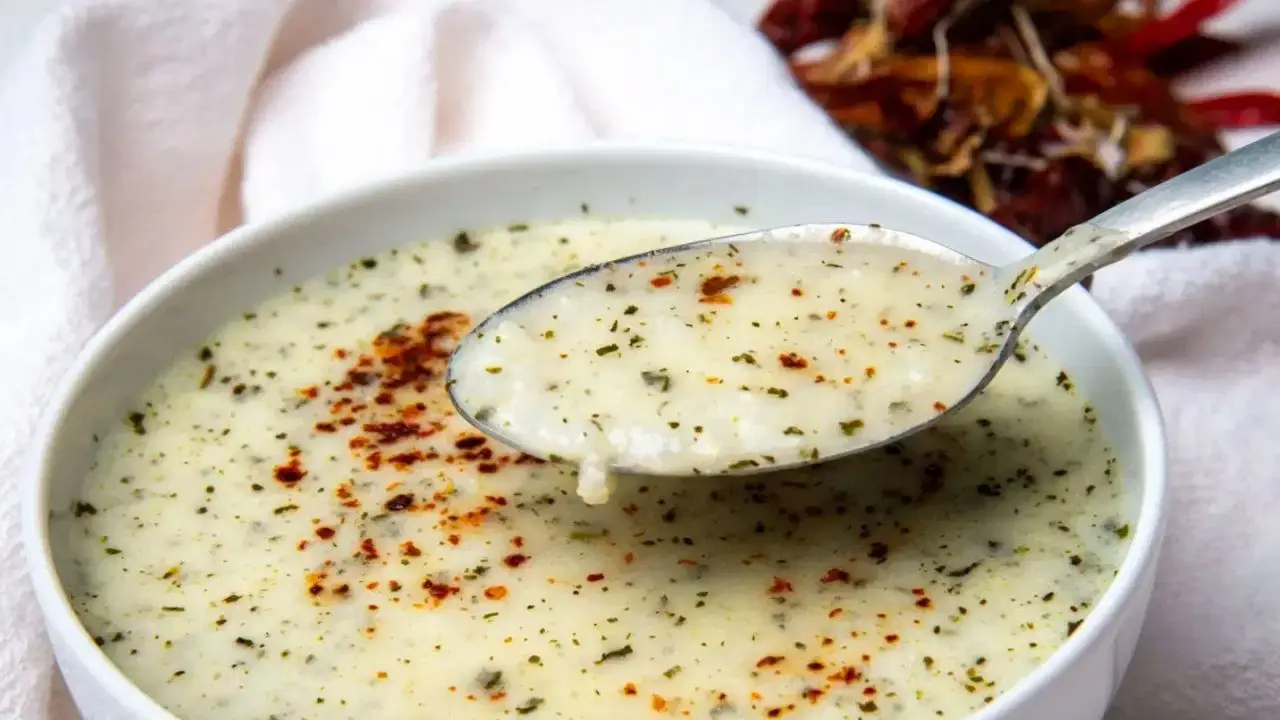Turkish Yogurt Soup (Yayla Çorbası) – Creamy, Comforting & Traditional