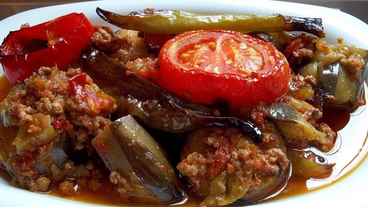 Turkish Moussaka (Patlıcan Musakka) – Hearty, Rustic & Traditional
